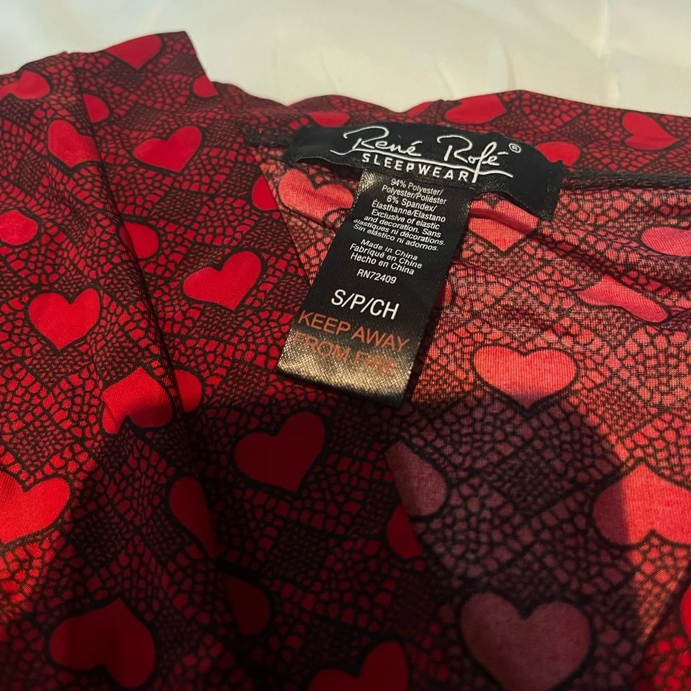 Women’s Heart Patterned Robe - Picture 3 of 3